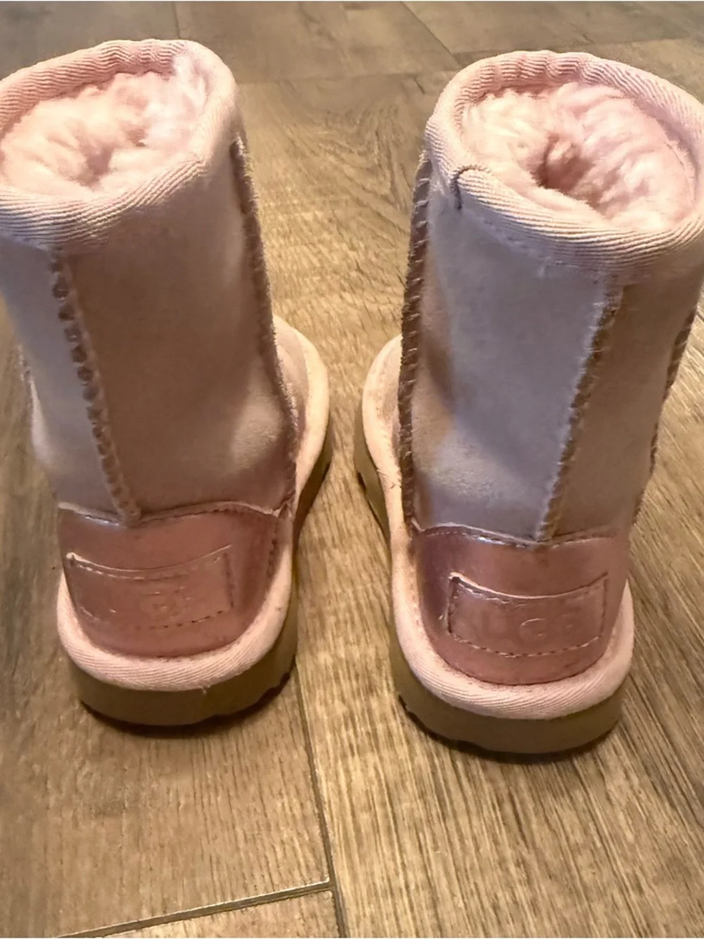 UGG Kids Classic II Metallic Shimmer Light Pink Toddler Boots